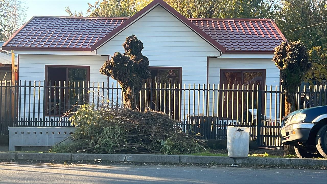 Vista frontal de la casa familiar